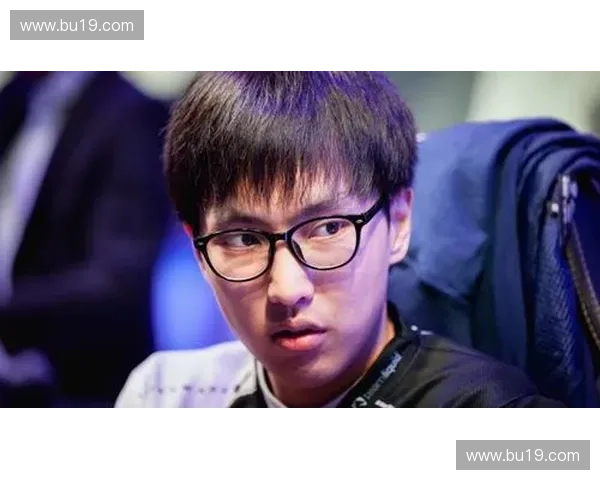 《冲脸流玩法解析：如何快速压制敌方打击敌人后排》